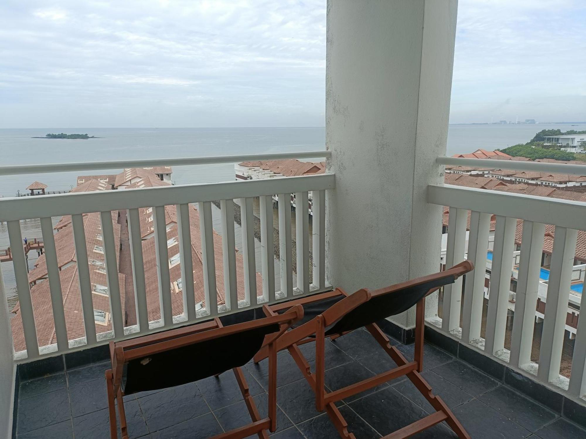 Pd Full Seaview Deluxe Aparthotel Port Dickson Buitenkant foto